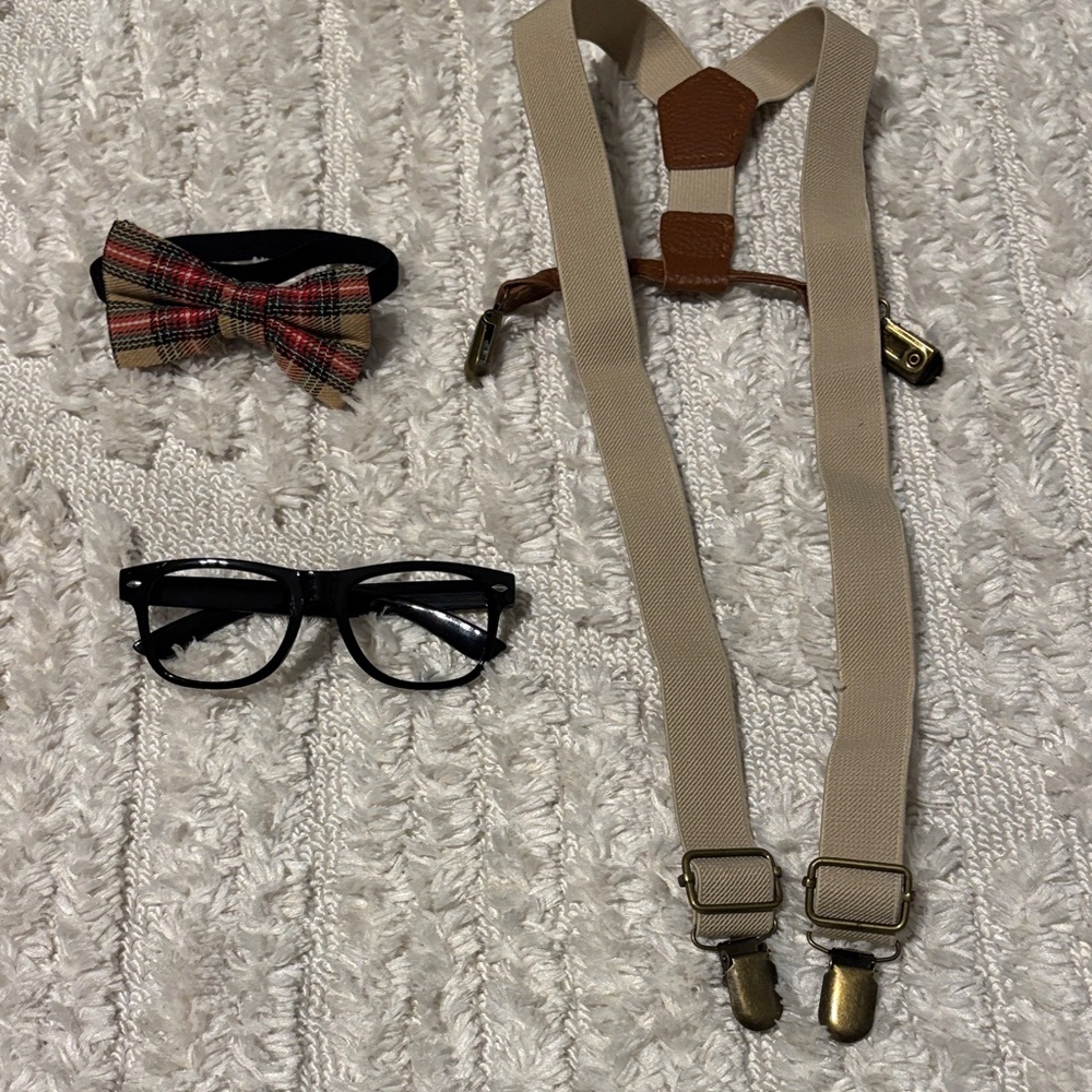 Kid’s Tan Suspenders and Plaid Bow Tie Set